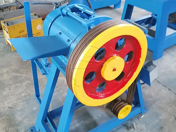 tire block cutting machine
