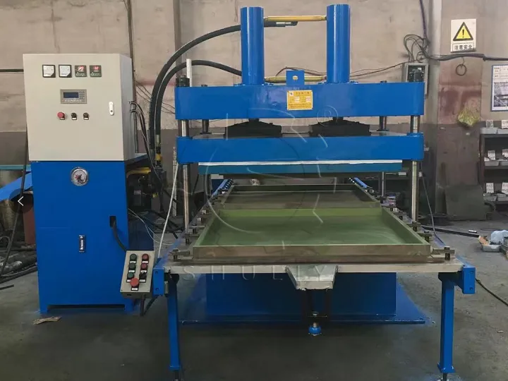 rubber forming machine