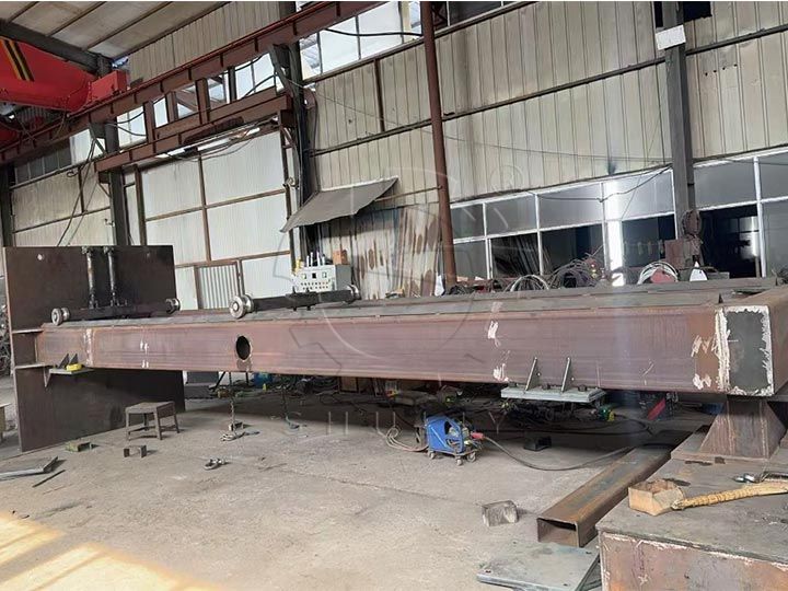 轮胎去边机的生产图片