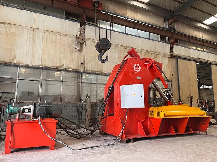 OTR tire cutter